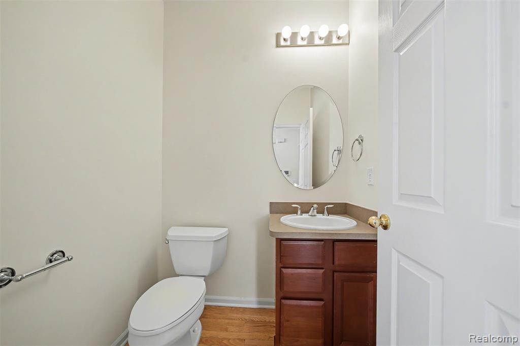 638 W Bluff Court, 31, Rochester Hills, MI 48307 — Photo 42