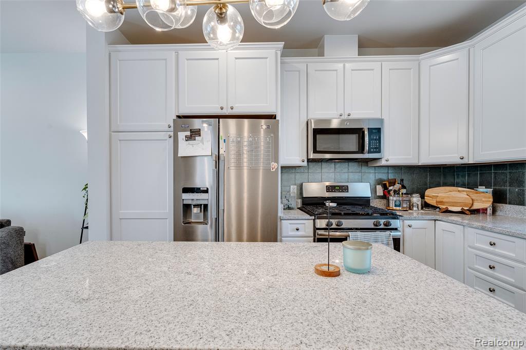 3211 Johanna Ware, Wixom, MI 48393 — Photo 12