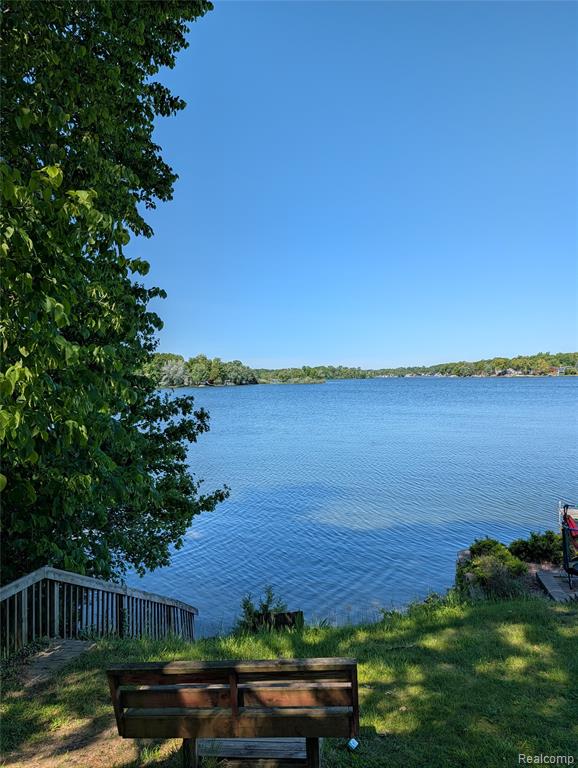 7166 Alpine Drive, Linden, MI 48451 — Photo 33