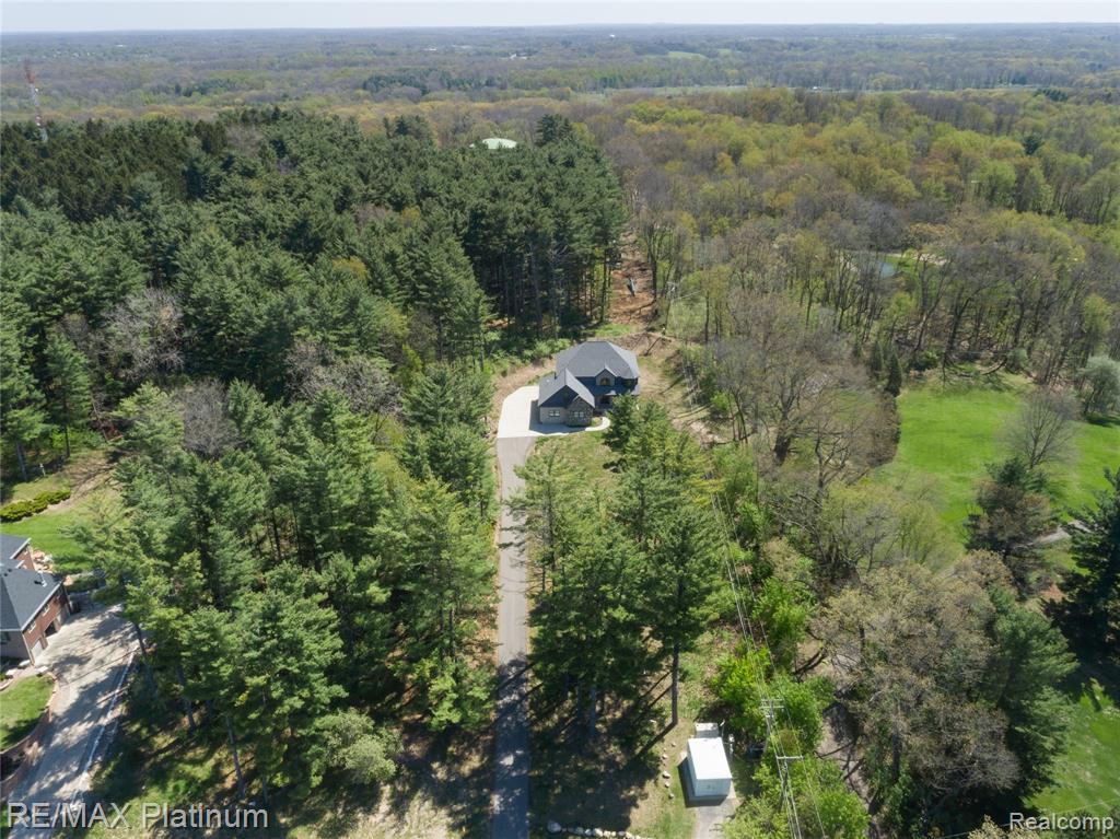 3705 High Hillcrest Drive, Howell, MI 48843 — Photo 41