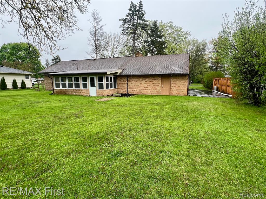 5721 WRIGHT Drive, Troy, MI 48098 — Photo 26