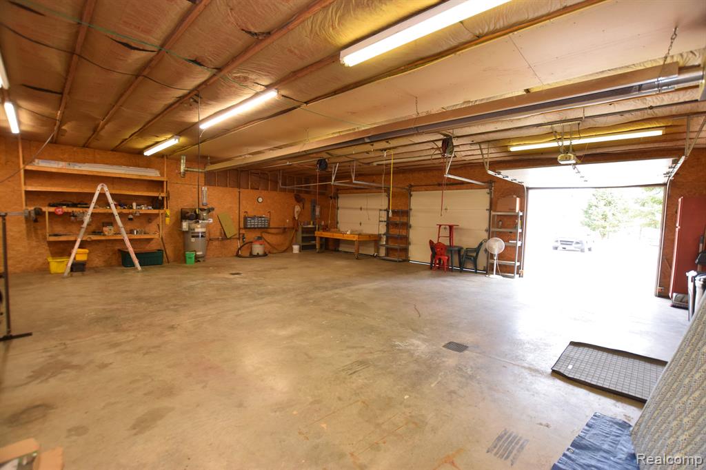 1042 E HOLLYWOOD Boulevard, Clio, MI 48420 — Photo 18