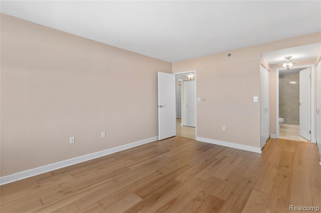 250 E HARBORTOWN DRIVE #1409, Detroit, MI 48207 — Photo 24