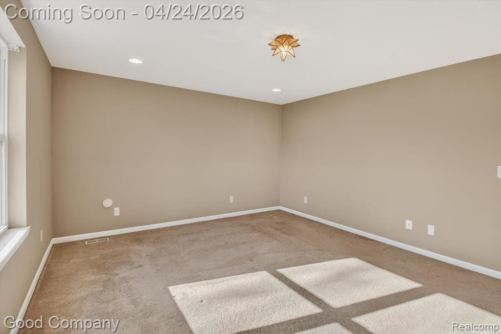 627 Kayser Avenue, Royal Oak, MI 48067 — Photo 27