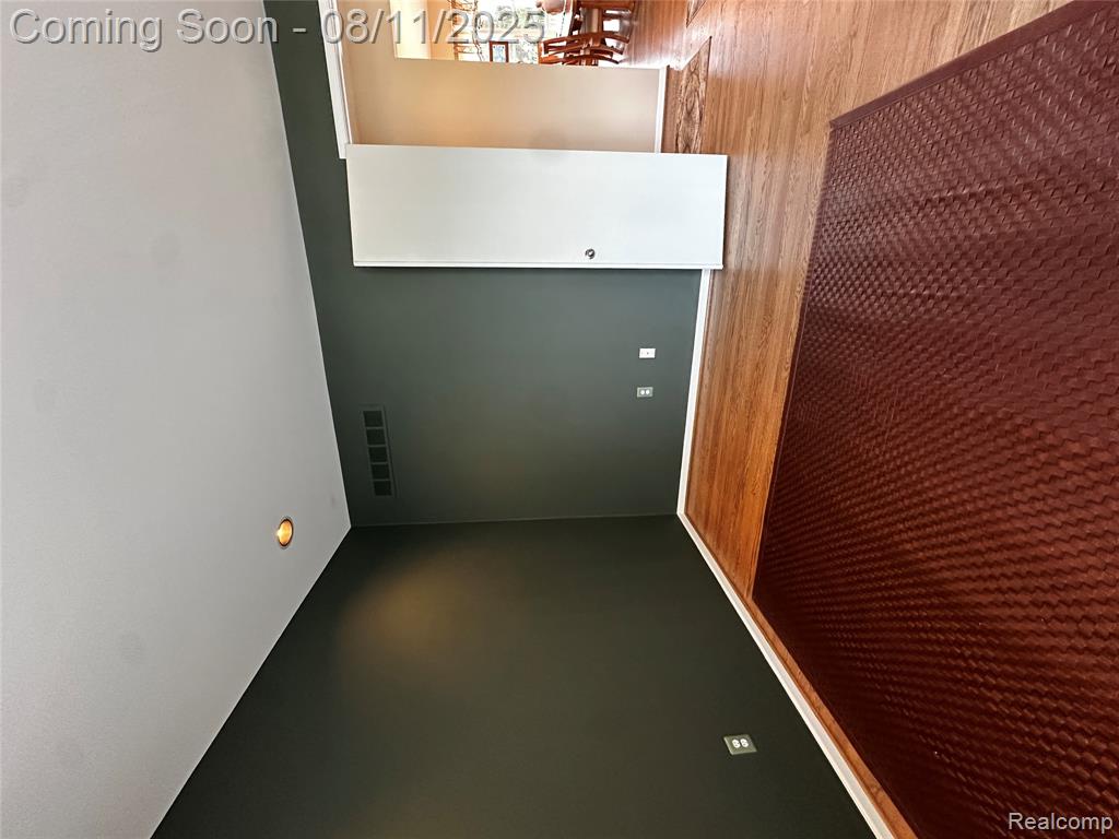 49401 Pine Ridge Drive, Plymouth, MI 48170 — Photo 13