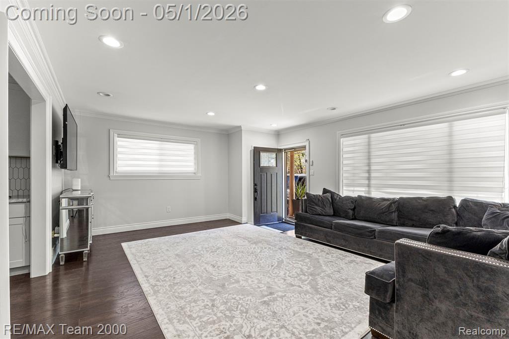 26622 Hass Street, Dearborn Heights, MI 48127 — Photo 6