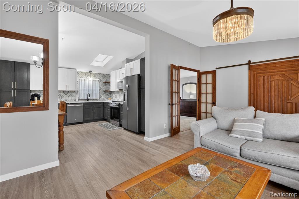 11542 Clearwater Dr, Fenton, MI 48430 — Photo 10