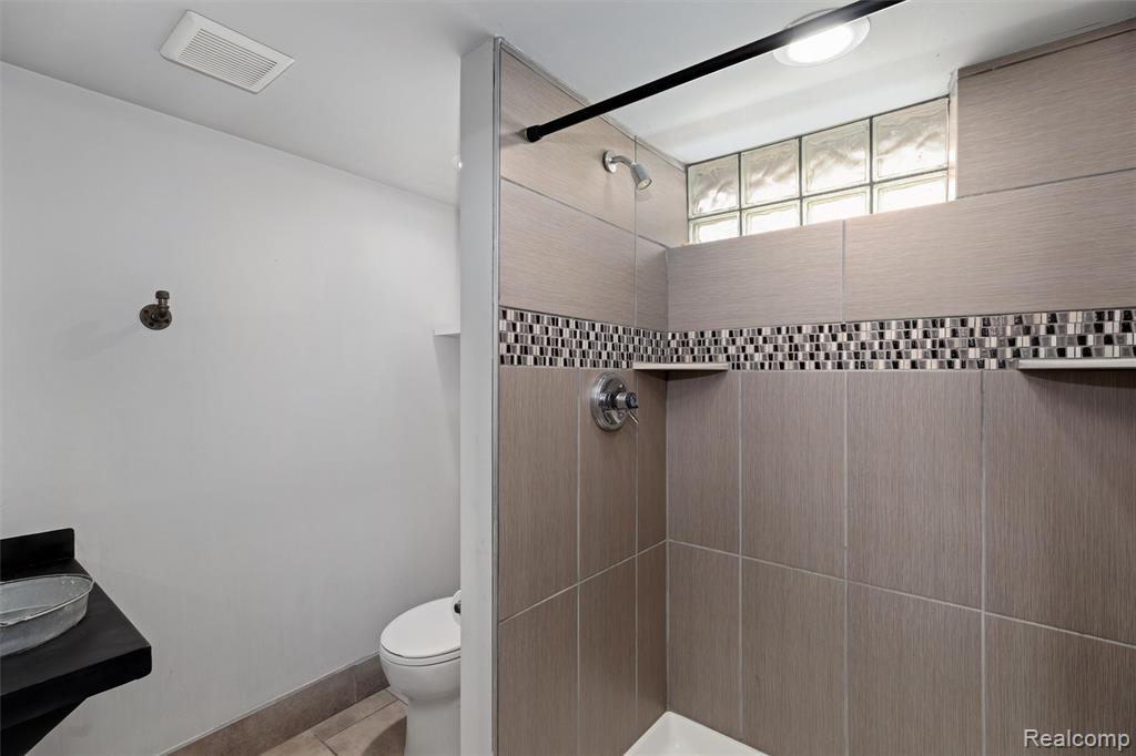 622 N Wilson Avenue, Royal Oak, MI 48067 — Photo 20