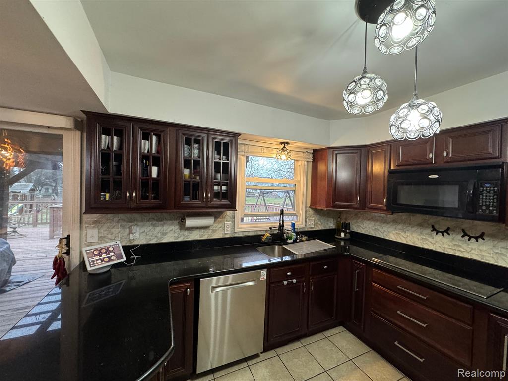 3899 CENTURY Court, Ypsilanti, MI 48197 — Photo 16
