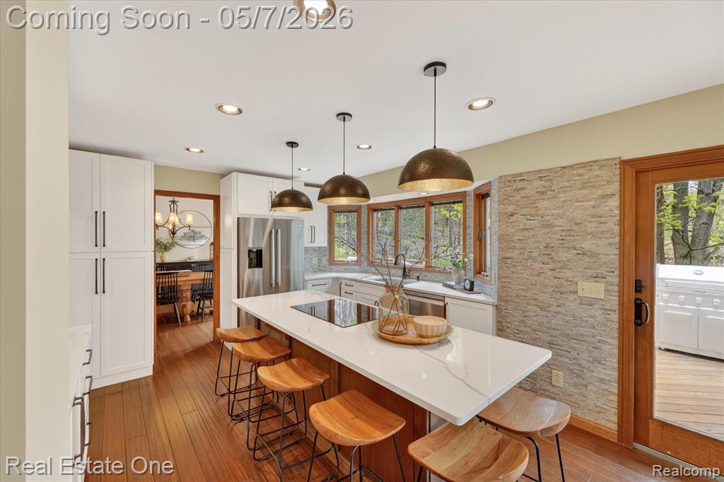 38967 Holsworth Court, Farmington, MI 48331 — Photo 16
