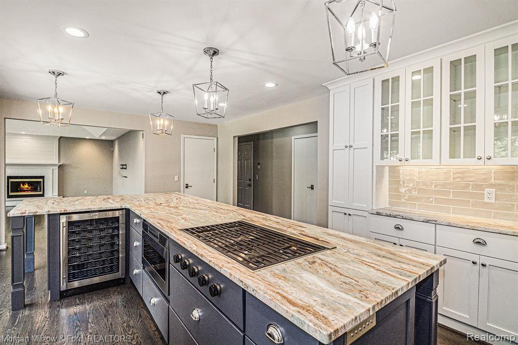 6822 Hubbard Circle, Clarkston, MI 48348 — Photo 12