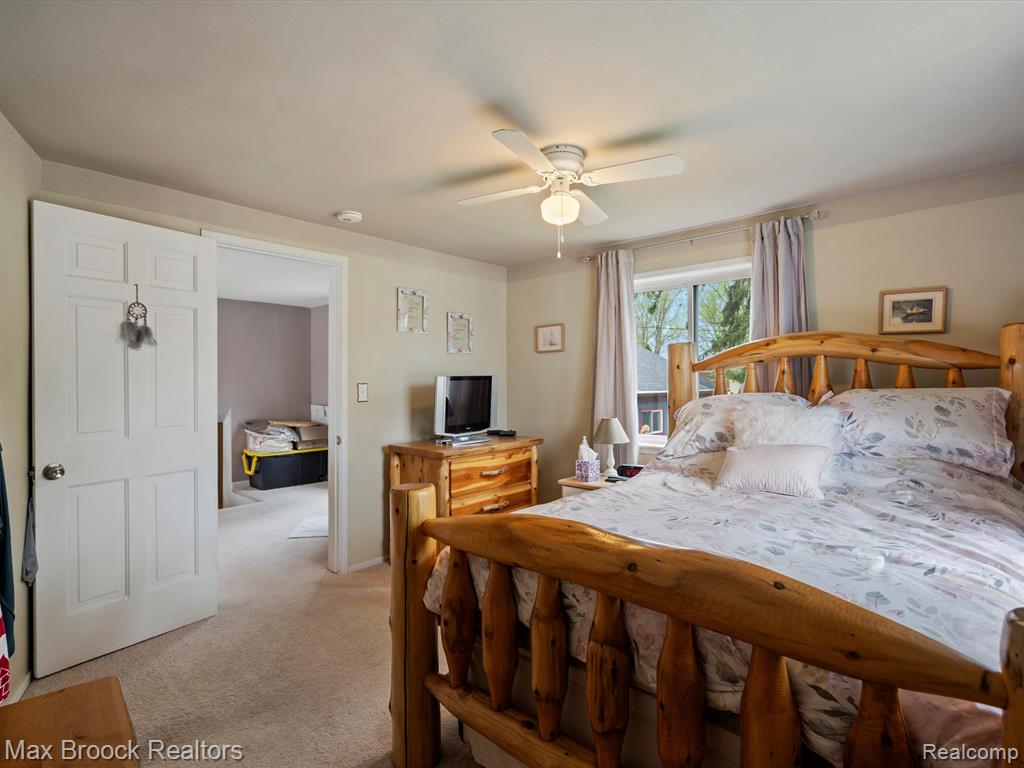 9431 MANDON Road, White Lake, MI — Photo 56