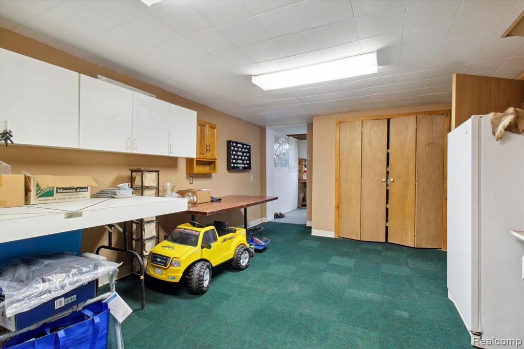 898 ROWLAND Road, Leonard, MI 48367 — Photo 40