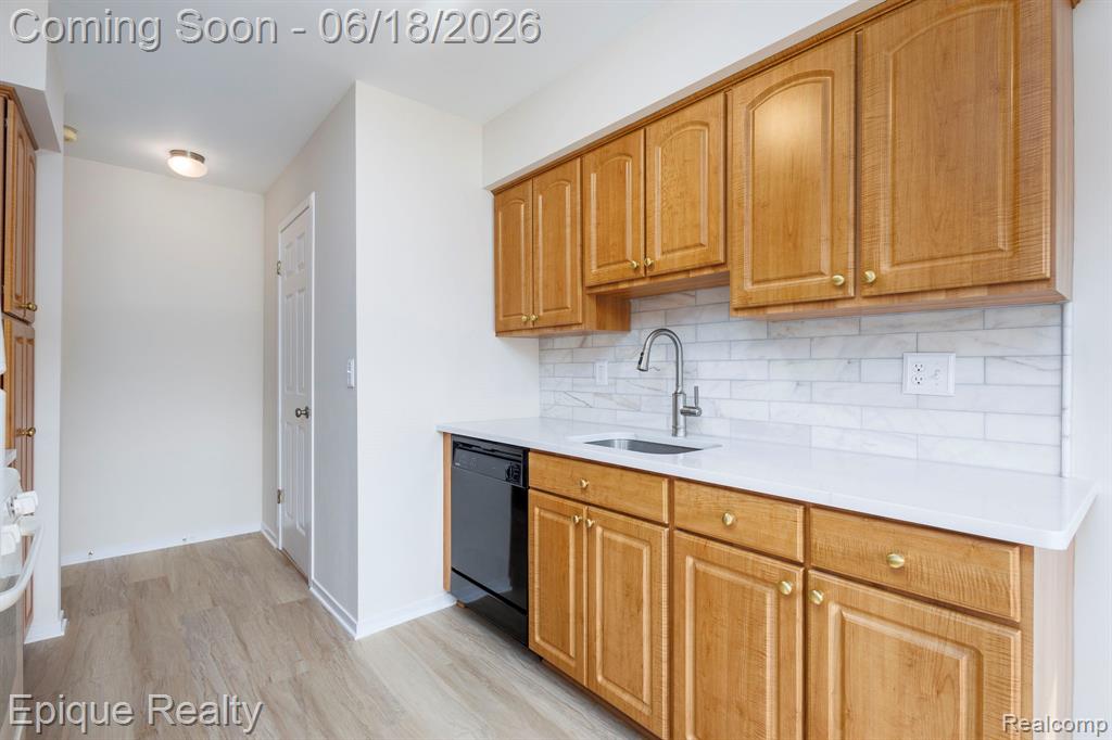 1831 N Arbor Way Drive, Canton, MI 48188 — Photo 9