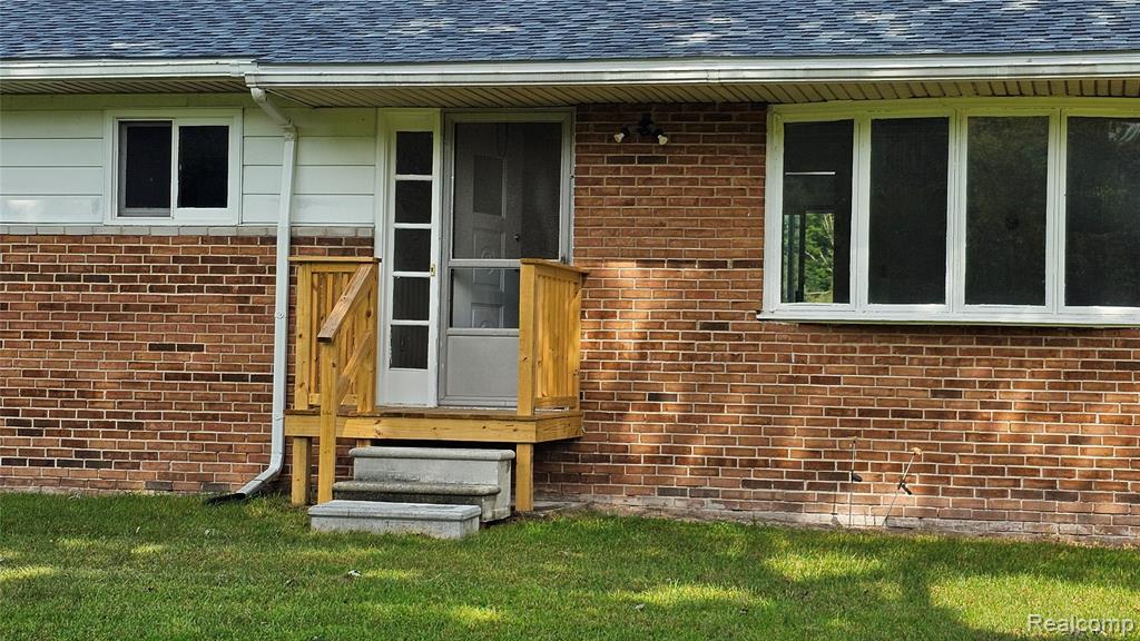 14066 N Lewis Road, Clio, MI 48420 — Photo 2