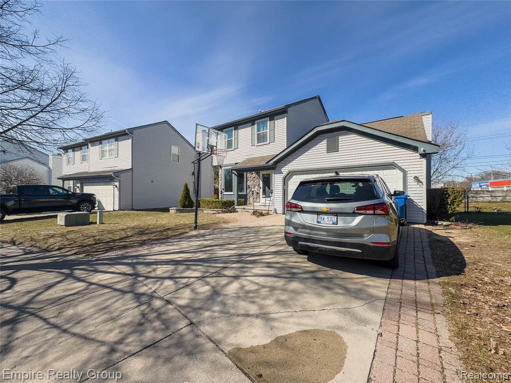 5925 Northridge Circle, Waterford, MI 48327 — Photo 2
