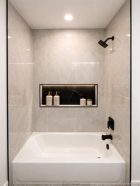 13941 Pearson Street, Oak Park, MI 48237 — Photo 18