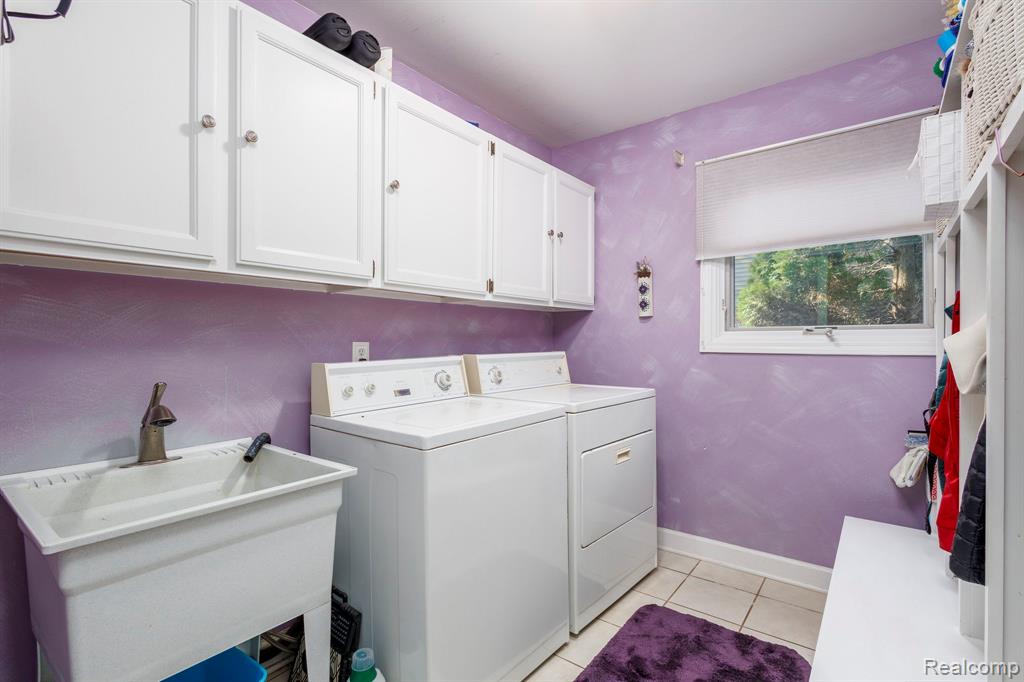 6572 Forest Park Drive, Troy, MI 48098 — Photo 40