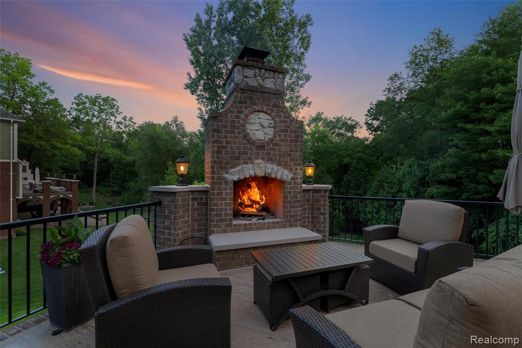 2761 Plum Creek Drive, Oakland, MI — Photo 6