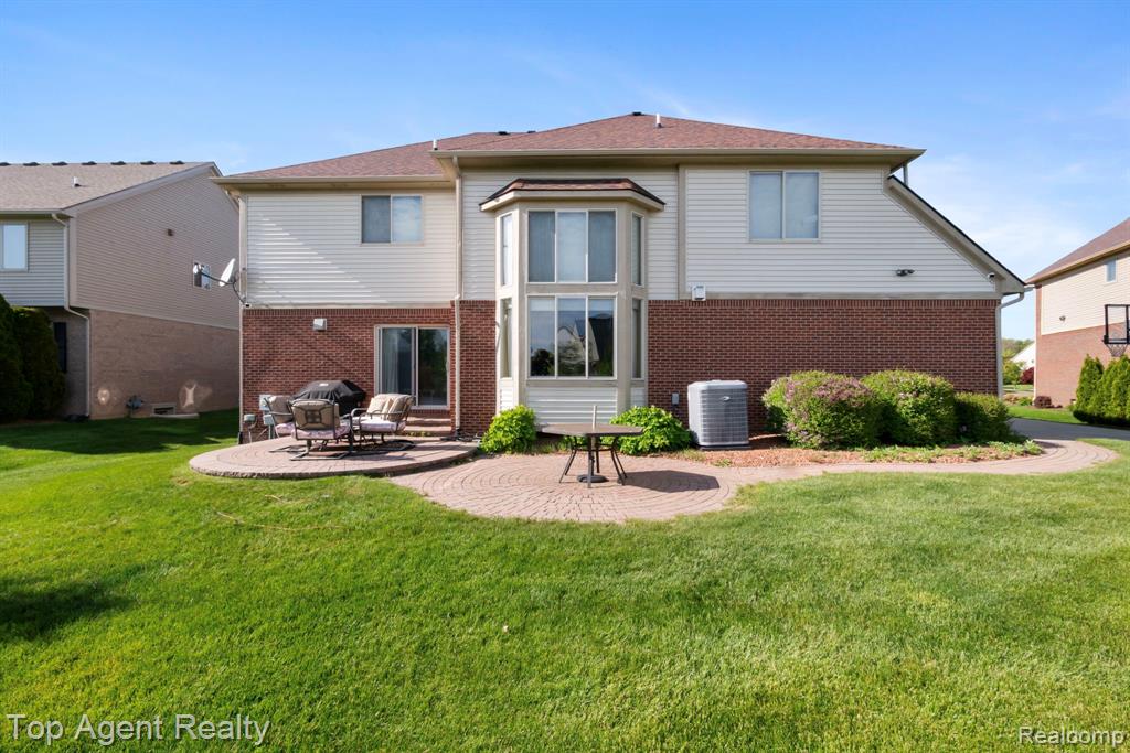 48869 Woodson Way, Canton, MI 48187 — Photo 39