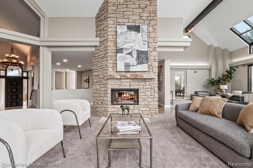 4912 Oakwood Court, Commerce Twp, MI 48382 — Photo 29