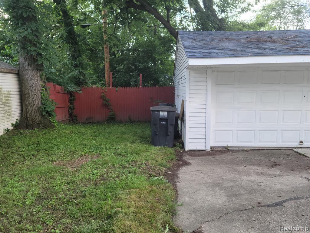7637 LAMPHERE, Redford, MI 48239 — Photo 5