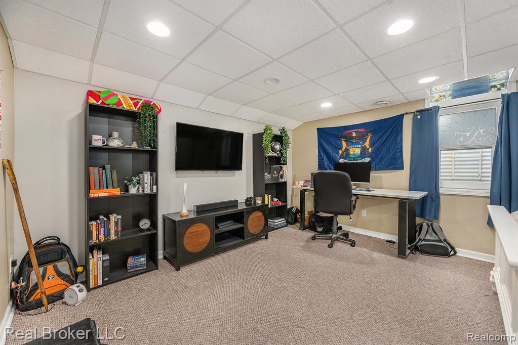 50155 OXFORD Drive, Macomb, MI 48044 — Photo 18