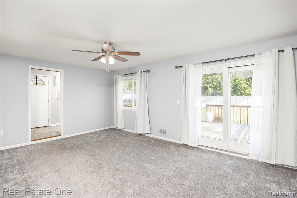 28612 Donnelly Street, Garden City, MI — Photo 9