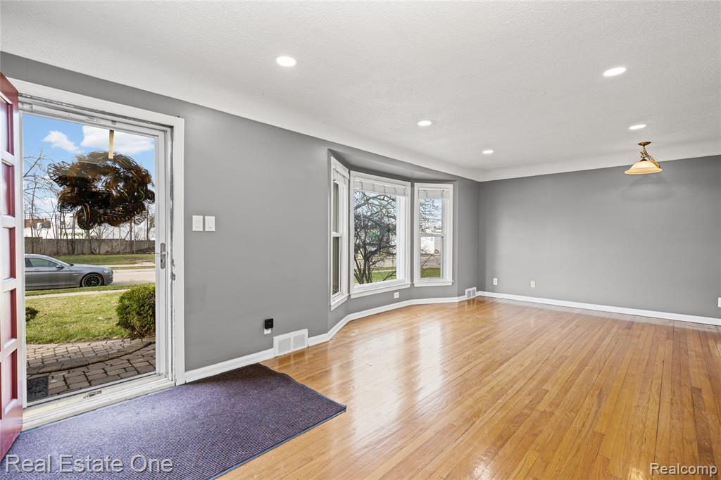 4313 Berkshire Road, Royal Oak, MI 48073 — Photo 5