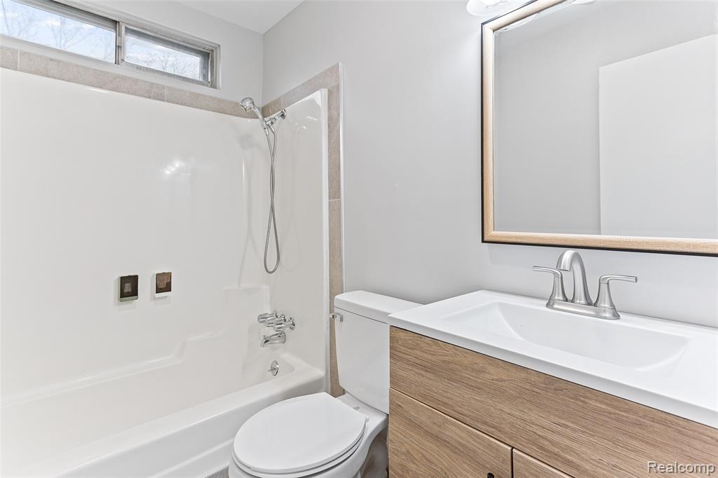 3579 Ash Street, Inkster, MI 48141 — Photo 9