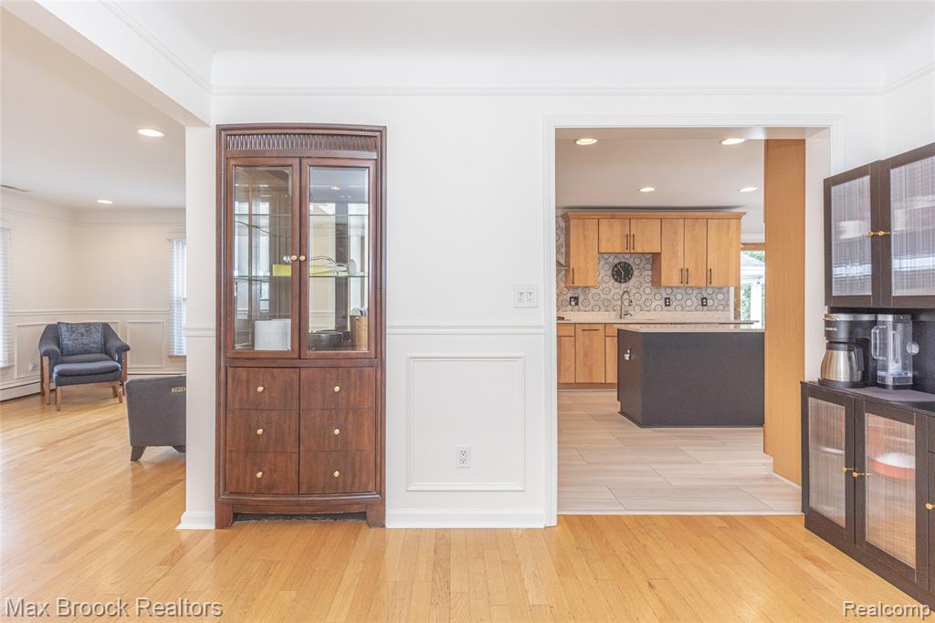 17426 Locherbie Avenue, Beverly Hills, MI 48025 — Photo 14