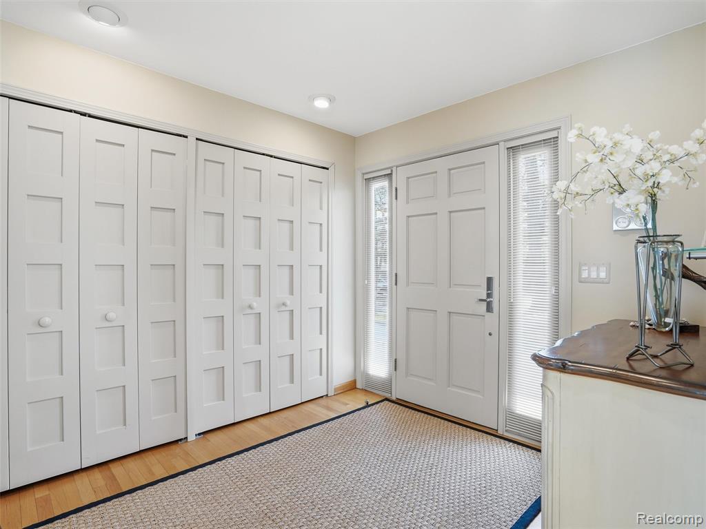 4965 Grover Drive - Photo 4