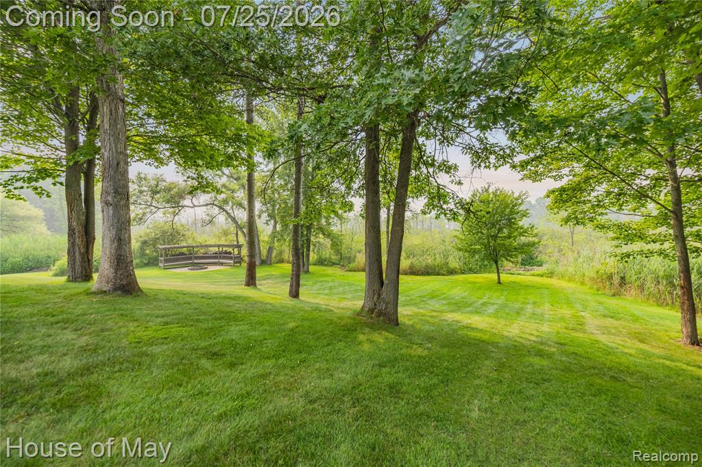 2082 Sandlewood Drive, White Lake, MI 48383 — Photo 34