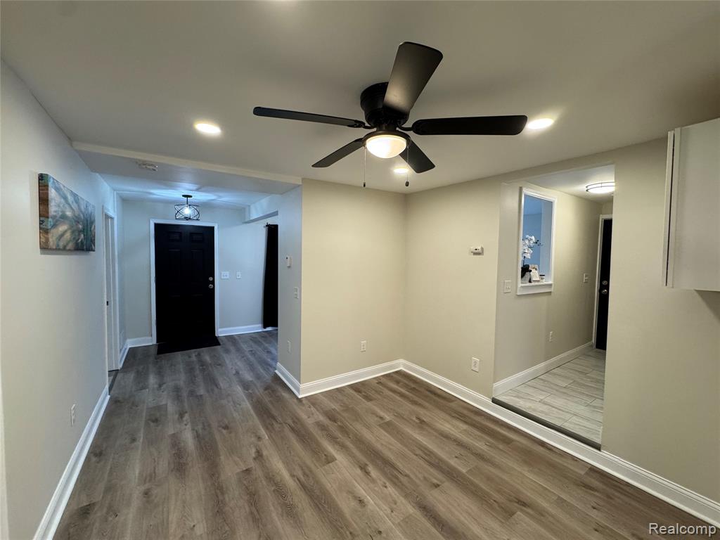 20830 Montrose, Warren, MI 48089 — Photo 2
