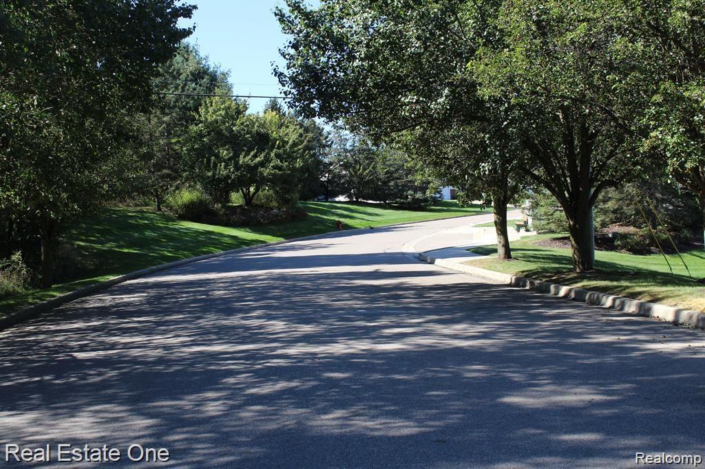 895 SPIREA, Howell, MI 48843 — Photo 43