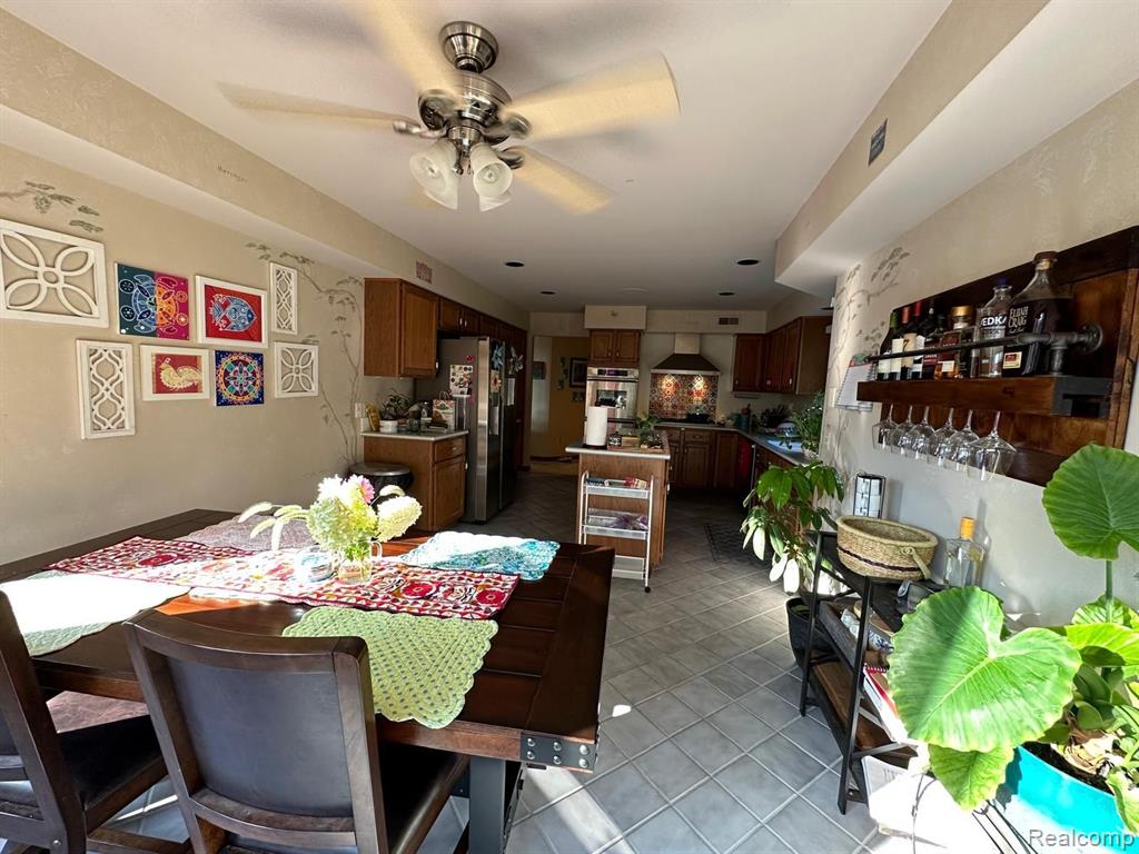 989 ELMSMERE Drive, Northville, MI 48167 — Photo 14
