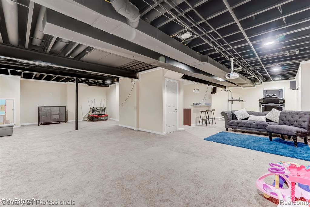 50784 SEVILLA Circle, Novi, MI — Photo 74