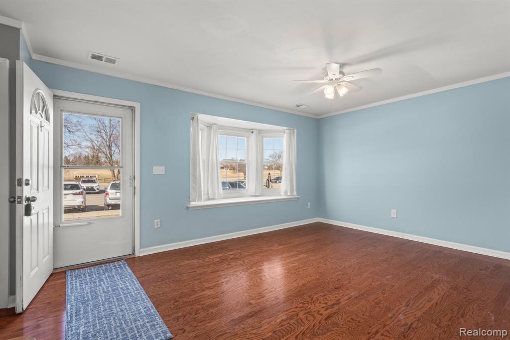19708 DEARBORN Court, Northville, MI 48167 — Photo 10
