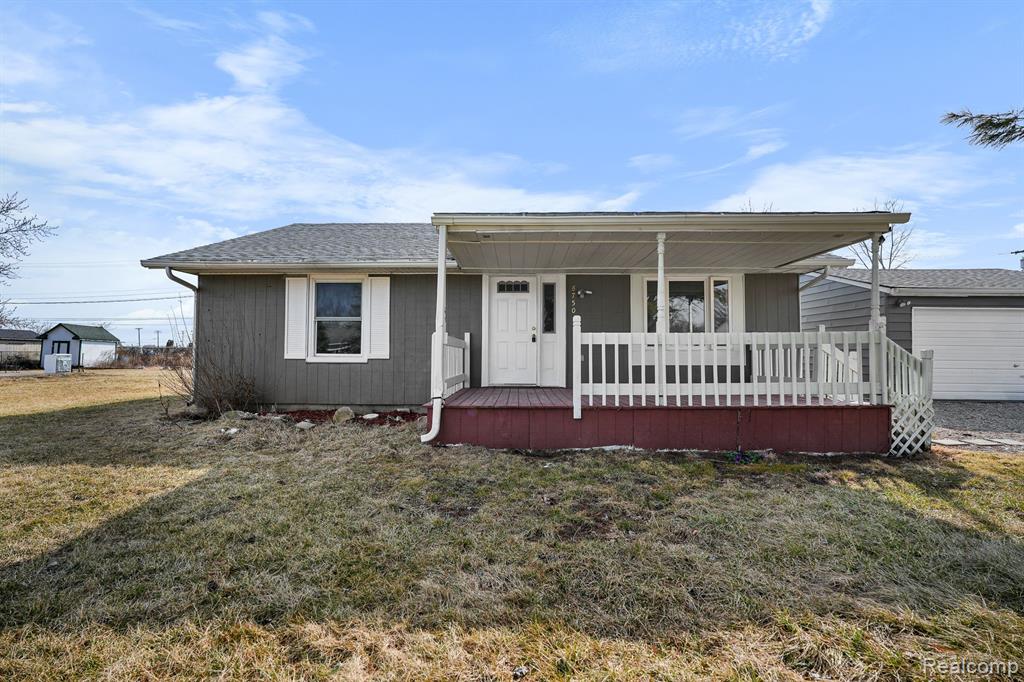 8750 WELDWOOD Drive, Monroe, MI 48162 — Photo 4