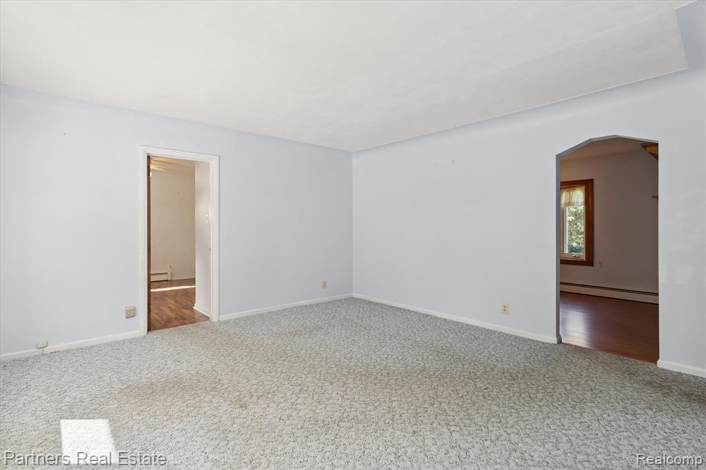 6505 Strawberry Lake Road, Hamburg, MI — Photo 11