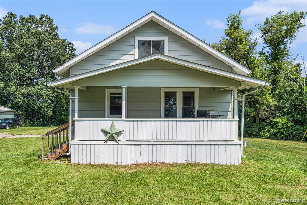 10262 Grand Blanc Road, Gaines Vlg, MI 48436 — Photo 2