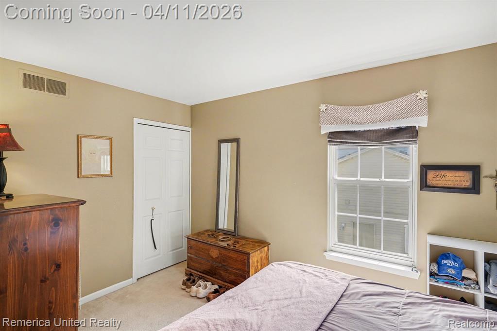 959 S Parkwood Drive, South Lyon, MI 48178 — Photo 16