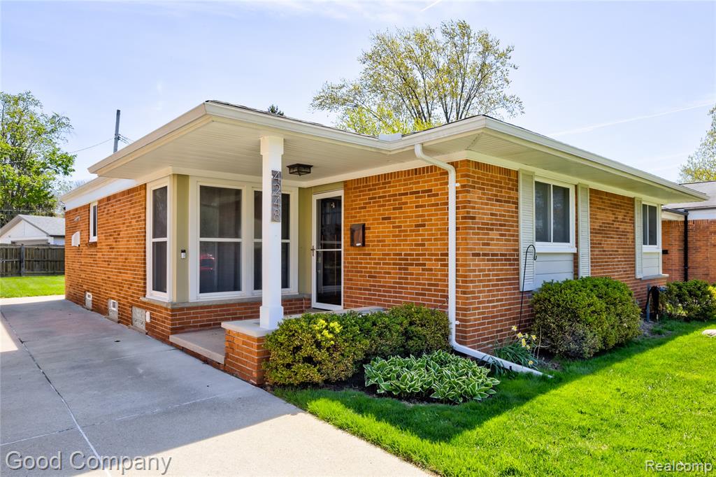 4248 Rosewold Avenue, Royal Oak, MI 48073 — Photo 33