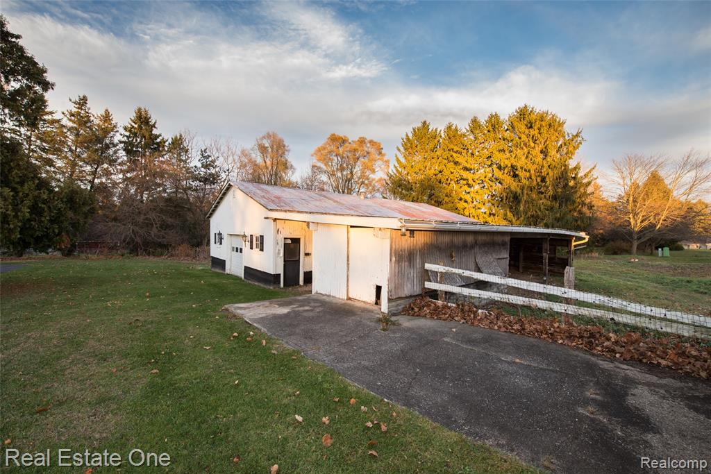 4141 Van Amberg Road, Brighton, MI 48114 — Photo 55