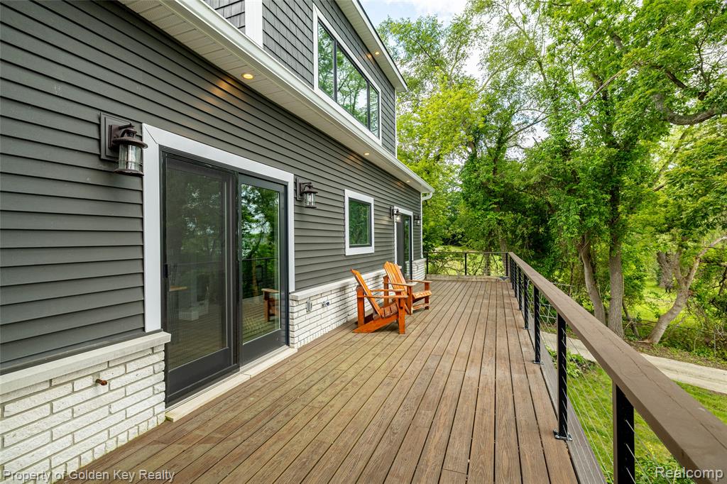 1210 W Oakley Park Road, Commerce Twp, MI 48390 — Photo 37