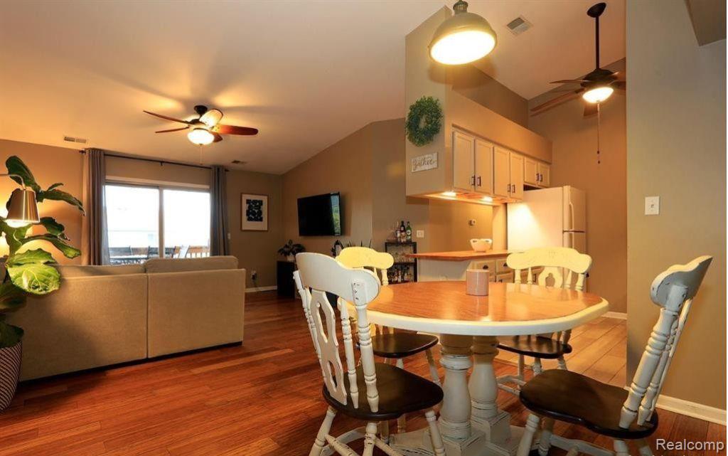 45977 Tallgrass Court, Belleville, MI 48111 — Photo 4