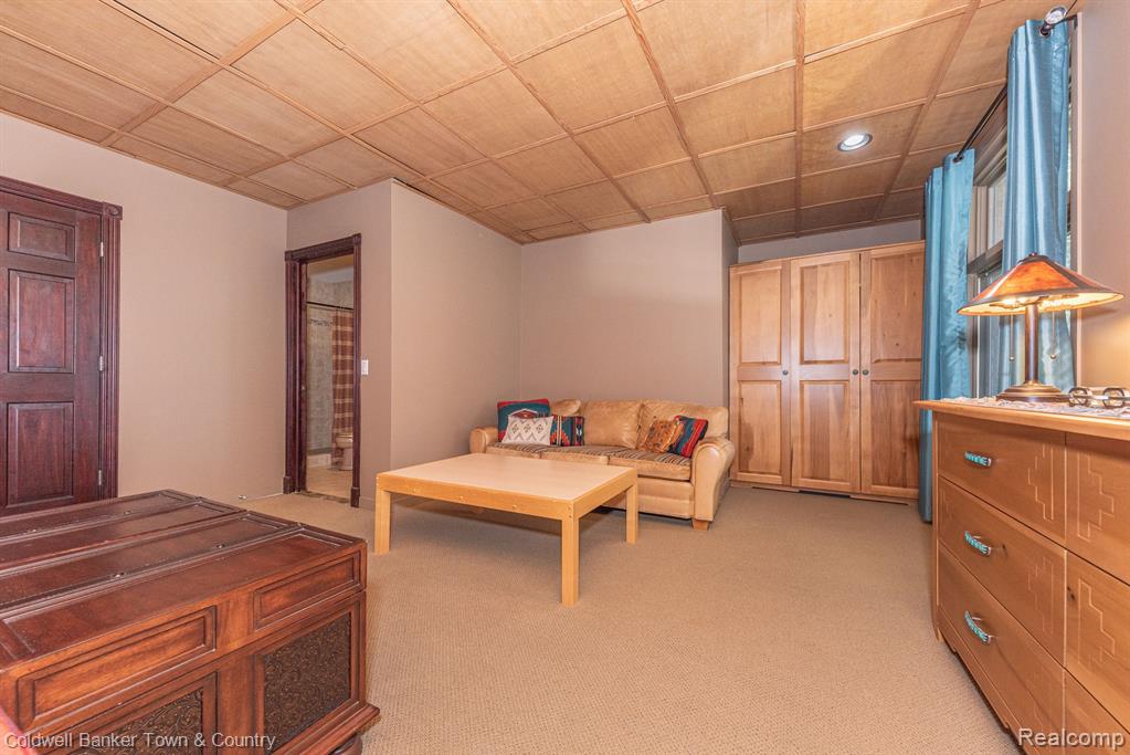 9945 ROLLING GREENS Drive, Pinckney, MI 48169 — Photo 58