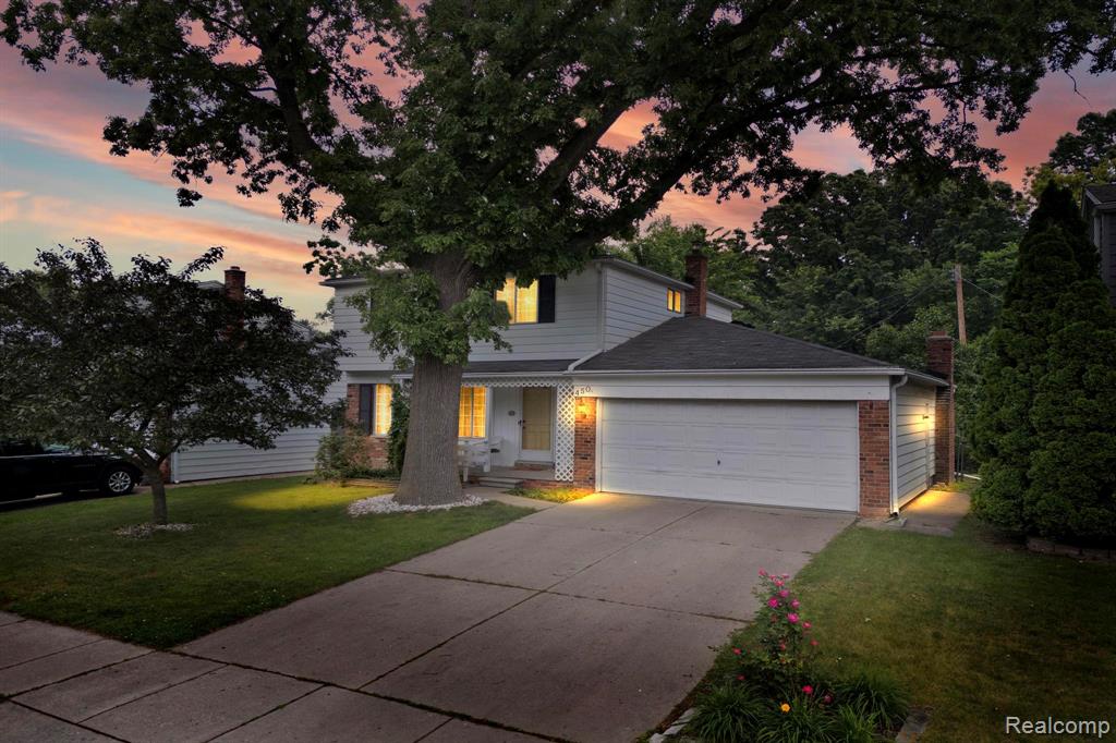 450 N Bywood Avenue, Clawson, MI — Photo 2