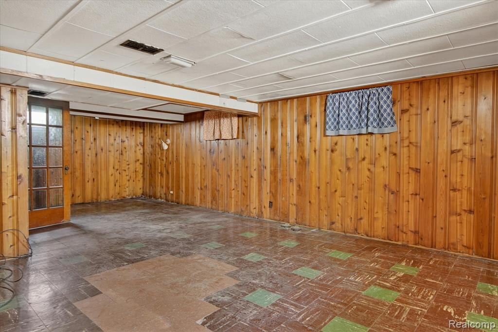 5727 E OUTER Drive, Detroit, MI 48234 — Photo 27