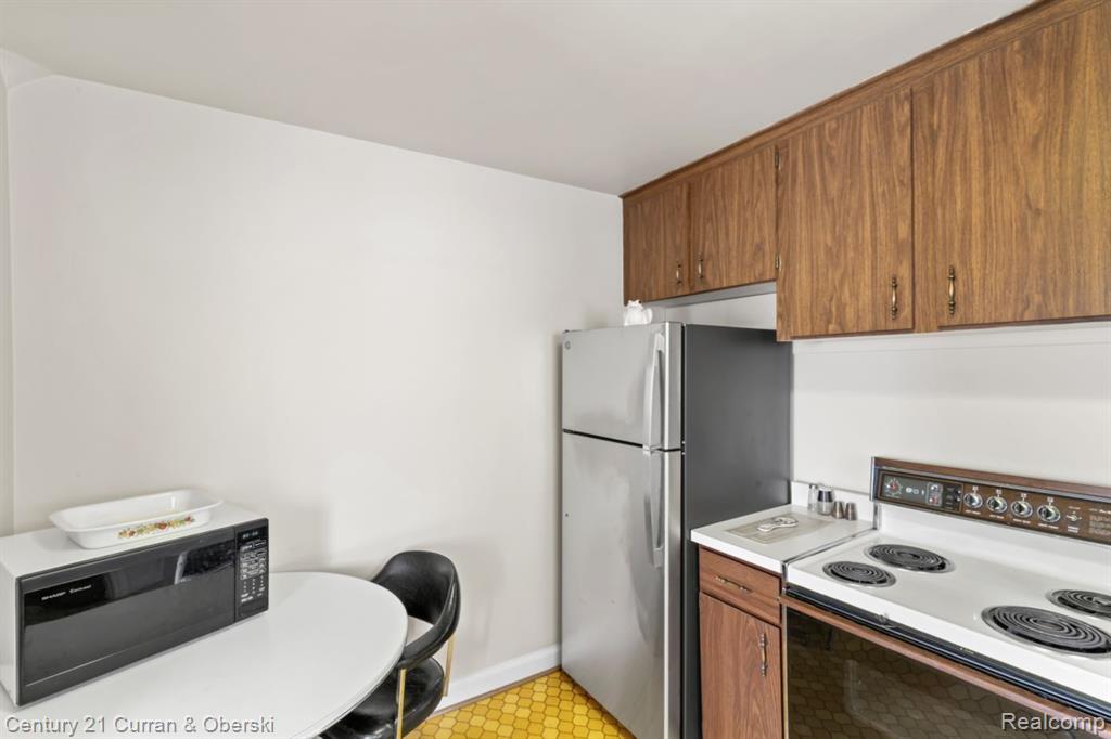 6100 HORGER Street, Dearborn, MI 48126 — Photo 48